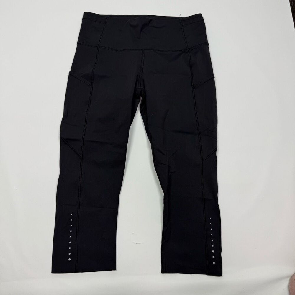 Lululemon cycle crop legging reflective size 8 LW6AG8